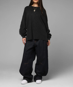 Felpa Oversize da <span class=keywords><strong>Donna</strong></span> Personalizzata con Stampa DTG, in Morbido Tessuto Waffle, Spalle Cadenti, Vestibilità Ampia, Stile Streetwear, Taglie Forti - Product Image 2