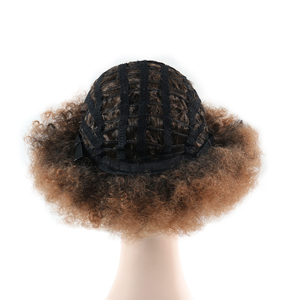 <span class=keywords><strong>Parrucca</strong></span> <span class=keywords><strong>Afro</strong></span> Corta Ricci Crespi da 14 Pollici per Donne Nere, Sintetica Voluminosa Resistente al Calore, Senza Colla, Realizzata a Macchina, All'Ingrosso, 130g - Product Image 3