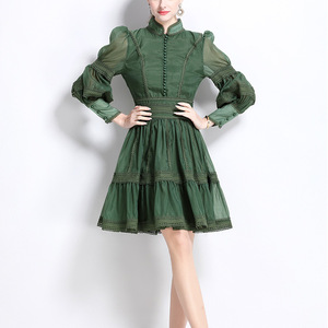 Jupe trapèze élégante haut de gamme pour femmes col montant manches lanterne française dentelle épissage maille Style décontracté pour la <span class=keywords><strong>saison</strong></span> de <span class=keywords><strong>printemps</strong></span> - Product Image 2