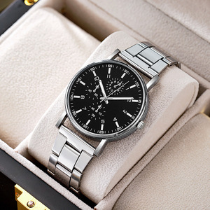 <span class=keywords><strong>Orologio</strong></span> da polso al quarzo sportivo di lusso all'ingrosso per <span class=keywords><strong>uomo</strong></span> Casual <span class=keywords><strong>uomo</strong></span> cinturino in acciaio <span class=keywords><strong>bracciale</strong></span> 40mm Business Casual in lega da <span class=keywords><strong>uomo</strong></span> Montre - Product Image 4