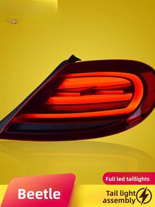 Conçue spécifiquement pour la Volkswagen Beetle 12-19 avec de nouveaux feux de circulation dynamiques 12V, cette unité d'éclairage arrière à LED est équipée - Product Image 2