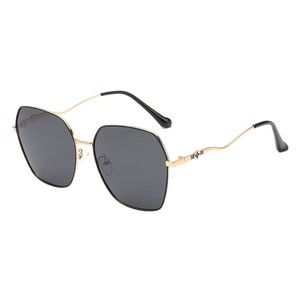 Gafas de sol rectangulares de moda para mujer, montura completa, polarizadas, protección solar UV400, estilo adulto - Product Image 5