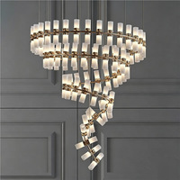 Lustre Moderne de Luxe Léger pour Plafond Haut, Idéal pour Villa, Salon, Duplex, Loft, et Éclairage d'Escalier Rotatif pour Hôtel Élégant