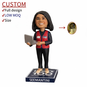 ตุ๊กตาเรซิ่นแบบสั่งทำจำนวนมาก ตุ๊กตาฮีโร่กีฬาแบบปรับแต่งได้สำหรับของที่ระลึก - Product Image 1