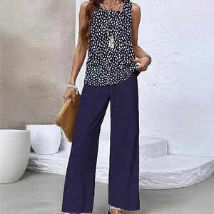 ชุดเสื้อกั๊กและกางเกงสองชั้นแขนกุดสำหรับผู้หญิง ชุดลำลองพิมพ์ลายดอกไม้แบบครอปสำหรับการเดินทางอย่างมีสไตล์ Smlxl2xl3xl4xl5xl - Product Image 4