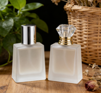 Nouvelle conception 2026 – Flacon de parfum vide en verre personnalisé de 30 ml, 50 ml, 100 ml, rechargeable avec vaporisateur et coffret de luxe