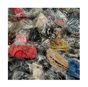 Venta al por mayor de bolsas de señora de segunda mano de grado 3a Bolsas usadas de gran tamaño Fardos de segunda mano de Japón - Product Image 2