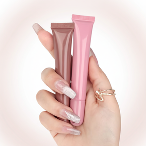 Bálsamo Labial con Color y Acabado Brillante, en Tubo Suave, Hidratante, Sin Logotipo, Marca Privada - Product Image 1