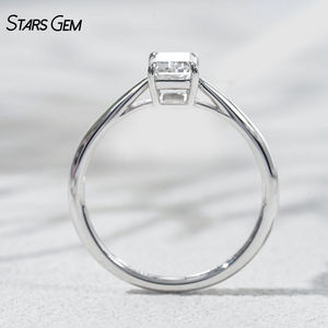 Bague de fiançailles classique unisexe StarsGem en or massif 10 carats avec diamant de laboratoire taille émeraude 1,0 ct DEF VS, plaqué rhodium - Product Image 2