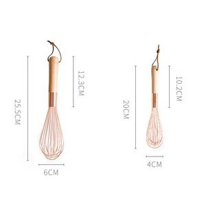 ที่ตีไข่ทำจากโลหะโรสโกลด์พร้อมที่จับไม้ที่ตีไข่สำหรับใช้ในครัว - Product Image 6