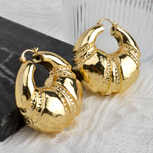 Boucles d'oreilles Offre Spéciale africaines en cuivre de haute qualité plaqué or 18 carats pour femmes - Product Image 1