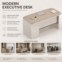 Bureau de direction moderne beige, table de patron en bois de luxe avec coins arrondis pour PDG, directeur, bureau d'entreprise