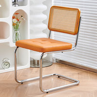 Chaises de salle à manger modernes pour la maison et le bureau, empilables, écologiques, confortables, sans accoudoirs, en cuir PU, avec dossier en rotin, pour appartement, parc