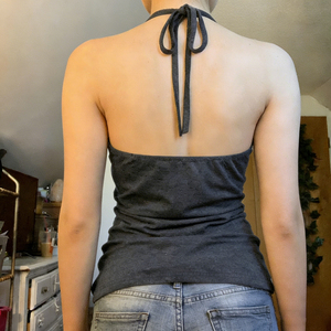 Top Sexy Estilo Pure Desire con Encaje, Cuello Halter, Diseño Retro con Parches, Plisado y Espalda Descubierta - Product Image 5