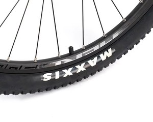 Bicicleta de Montaña M5 Lt de 29/27.5 Pulgadas, Completamente de Fibra de Carbono, con Transmisión Inalámbrica Ox-12s, Horquilla M5-Lt y Suspensión Completa Ox-12s - Product Image 6