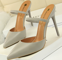 2025 Style chaud populaire élégant bureau talons hauts pour dame élégant Slingback talons hauts pour femmes haute qualité fermeture sandales