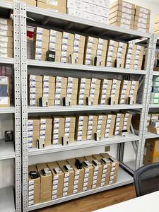 Nouveau <span class=keywords><strong>disjoncteur</strong></span> moulé basse tension d'origine 3VA1110-5EE32-0AA0 pour contrôleur PLC programmable - Product Image 3