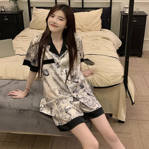 Pantaloncini a maniche corte a righe dolci da donna I vestiti per la casa possono essere indossati al di fuori della primavera e dell'estate Set di pigiami sottili da ragazza all'ingrosso - Product Image 6