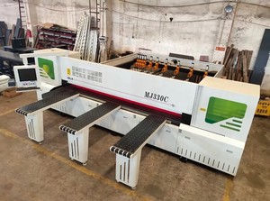 Scie à poutres CNC MJ330C |   Grand format 3200 mm |   22KW Usage intensif |   Machine <span class=keywords><strong>de</strong></span> découpe <span class=keywords><strong>de</strong></span> panneaux <span class=keywords><strong>de</strong></span> haute précision pour l'usine <span class=keywords><strong>de</strong></span> meubles - Product Image 4