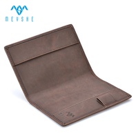 Porte-passeport vintage en cuir PU Crazy Horse marron personnalisé en usine avec fermeture à clip et porte-cartes
