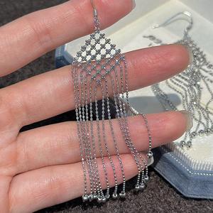 Boucles d'oreilles en argent pur S925, fabrication artisanale italienne, tissées, simples, vintage, accessoires à pampilles, design de niche, bijoux fins - Product Image 1