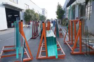 Verre de sécurité trempé de haute qualité 3mm-19mm Garantie 1 an Fenêtres pour écoles et bâtiments industriels Structure solide Haute résistance - Product Image 5