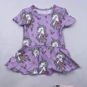 T-shirt pour enfants Qingli OEM sans droits de douane, décontracté d'été, manches courtes, col rond, t-shirt à volants pour filles, Pâques - Product Image 6