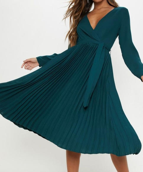 Kore sıkı elbise ... Kore sıkı elbise ...