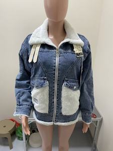 <span class=keywords><strong>Veste</strong></span> en jean personnalisée pour <span class=keywords><strong>femme</strong></span> 2026 avec <span class=keywords><strong>capuche</strong></span>, style streetwear d'hiver, mode outdoor, polaire et denim - Product Image 4