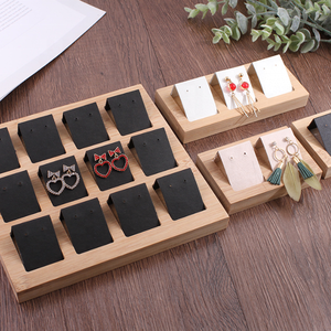 Mini accessoires en bois carte <span class=keywords><strong>d</strong></span>'emballage or <span class=keywords><strong>support</strong></span> de boucles <span class=keywords><strong>d</strong></span>'oreilles <span class=keywords><strong>personnalisé</strong></span> présentoir de boucles <span class=keywords><strong>d</strong></span>'oreilles bague bijoux <span class=keywords><strong>support</strong></span> en carton pour magasin - Product Image 4