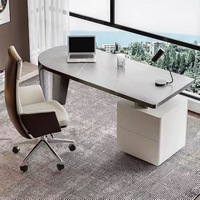 Bureau d'ordinateur de maison blanc avec tiroir et dessus en marbre moderne et léger de luxe, bureau et chaise de direction avec avocat