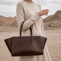 Sac à bandoulière en cuir texturé croco élégant, grande capacité, pour femmes, idéal pour le quotidien et le style urbain