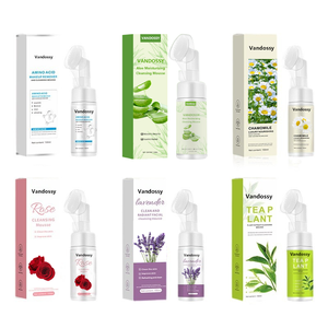 Nettoyant pour le visage <span class=keywords><strong>démaquillant</strong></span> biologique de marque privée OEM ODM mousse nettoyante pour le visage à l'<span class=keywords><strong>aloe</strong></span> <span class=keywords><strong>vera</strong></span> mousse nettoyante végétalienne - Product Image 2