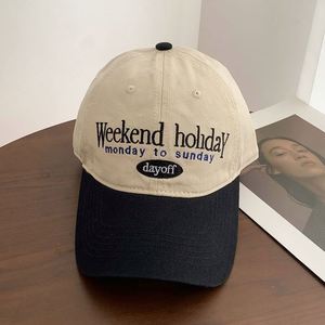 Gorra de Béisbol Ajustada y Versátil para Mujer, con Visera Ancha Curvada, Efecto Adelgazante en el Rostro, Logotipo Personalizado, Hebilla Metálica, Gorras de Tela - Product Image 4