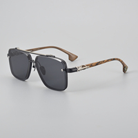 CH8239 Lunettes de Soleil Designer Rectangulaires pour Hommes et Femmes, Couleur Marbrée Noir Marron Bleu, Style Pilote Tendance Urbain, Vente en Gros