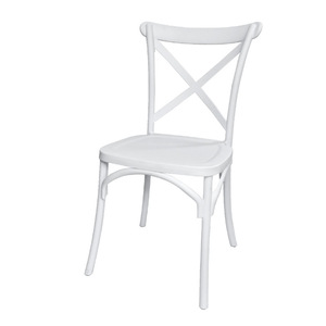 Chaises de chambre d'hôtel chaise moderne en résine à dossier croisé table à manger de jardin et ensemble de chaises pour villa hôtel - Product Image 1