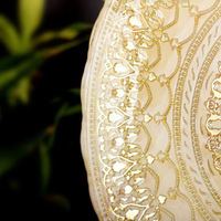Assiettes de présentation en verre doré de 33 cm en gros – Assiettes élégantes en verre pour mariage – Vente directe usine – Décoration intérieure