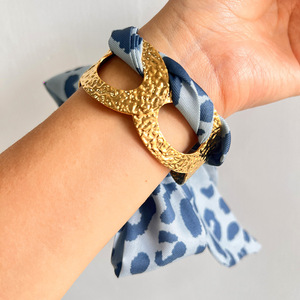 Pulsera de seda unisex con diseño hueco, brazalete de moda de lujo ligero, accesorio de joyería de alta gama HR - Product Image 3