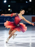 Robe de patinage artistique à épaule unique, dégradé rouge-violet, avec volants, manches longues en maille, dos ouvert orné de strass, pour adultes et enfants