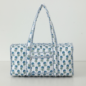 <span class=keywords><strong>Bolsa</strong></span> de Viaje Floral Acolchada de Poliéster con Logotipo Personalizado al por Mayor, <span class=keywords><strong>Bolsa</strong></span> de Lona Grande de Moda para Mujer - Product Image 3
