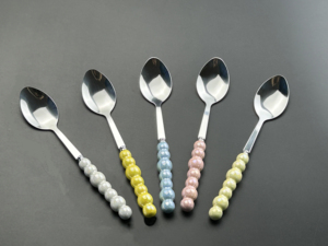 Offre Spéciale – Ensemble de Couverts en Acier Inoxydable avec Manche en Céramique Effet Nacre – Cuillère, Couteau et Fourchette (3 Pièces) – Compatible Lave-Vaisselle - Product Image 2