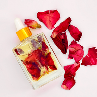 Huile de pétales de rose naturelle biologique pure - Huile de rose multi-usages pour la nutrition de la peau, la réparation des cheveux et la diffusion aromatique