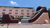 Parc d'aventure commercial gonflable avec toboggan et zipline géant pour location événementielle