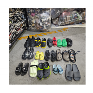 Vente de gros Pantoufles d'occasion haut de gamme pour hommes et femmes Tongs d'intérieur pour femmes Tongs d'été bon marché Achat en gros - Product Image 2