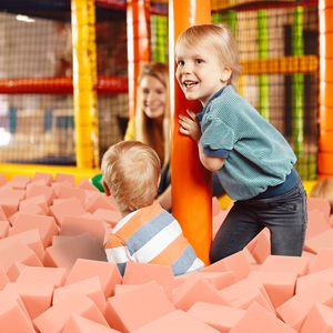 Suministro de fábrica Trampolín Esponja Saltar Espuma Pit Esponja Bloques de espuma Cubo de juego suave Espuma - Product Image 4