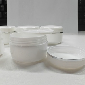 Wholesale 10g 20g 30g 50g 100g 150g 200g White PP <b>Plastic</b> Cream Packaging Cosmetic Cream <b>Jars</b> With Gold Silver Edge Cap - Product Image 3