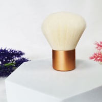 Ensemble de pinceaux de maquillage Vegan Kabuki avec tête plate dorée avec logo personnalisé pour fond de teint correcteur échantillon gratuit cosmétiques de marque privée