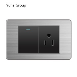 Interruptor de Pared con Panel Táctil de Aluminio Cepillado, Enchufes Estándar Americanos Duraderos de 10A/20A y Combinación de Enchufe para Computadora - Product Image 5