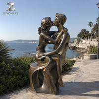Statue de couple en bronze grandeur nature, sculpture personnalisée de figure humaine, installation d'art public pour jardin extérieur, fabricant, usine