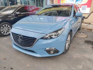 <span class=keywords><strong>Mazda</strong></span> <span class=keywords><strong>3</strong></span> Sedán Deportivo Usado: <span class=keywords><strong>2016</strong></span> 1.5 Comfort Auto, Auto Compacto Divertido de Conducir, Elegante y Eficiente - Product Image 2